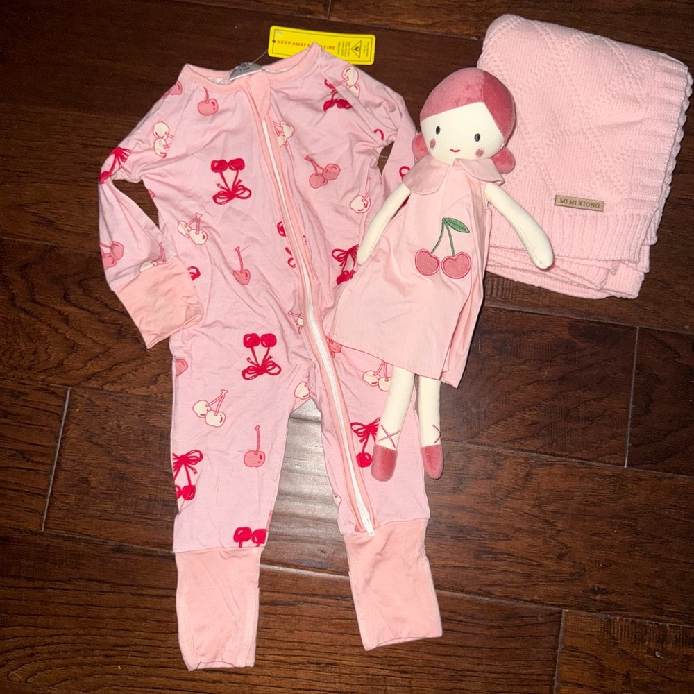 Pink Cherry Themed Baby Girl Gift Set Size 3-6 mo